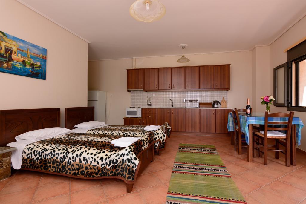 Makronas Apartments 카리스토스 외부 사진