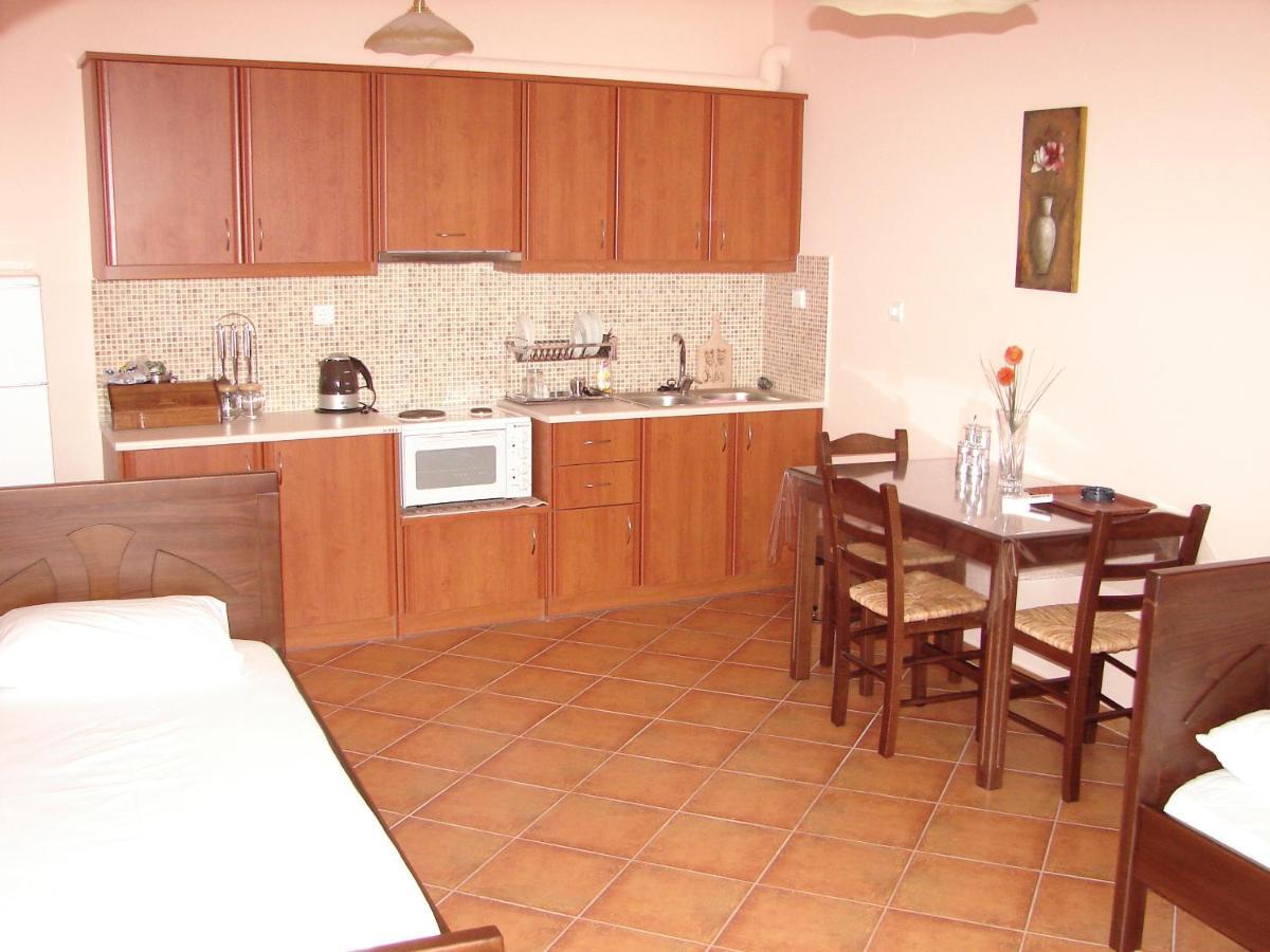 Makronas Apartments 카리스토스 외부 사진